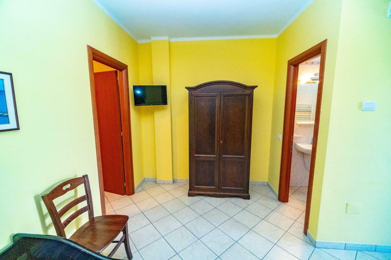 Villa Mapa - Appartamenti Vicino Al Mare Весте Екстериор снимка