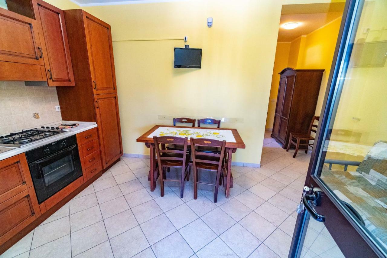 Villa Mapa - Appartamenti Vicino Al Mare Весте Екстериор снимка