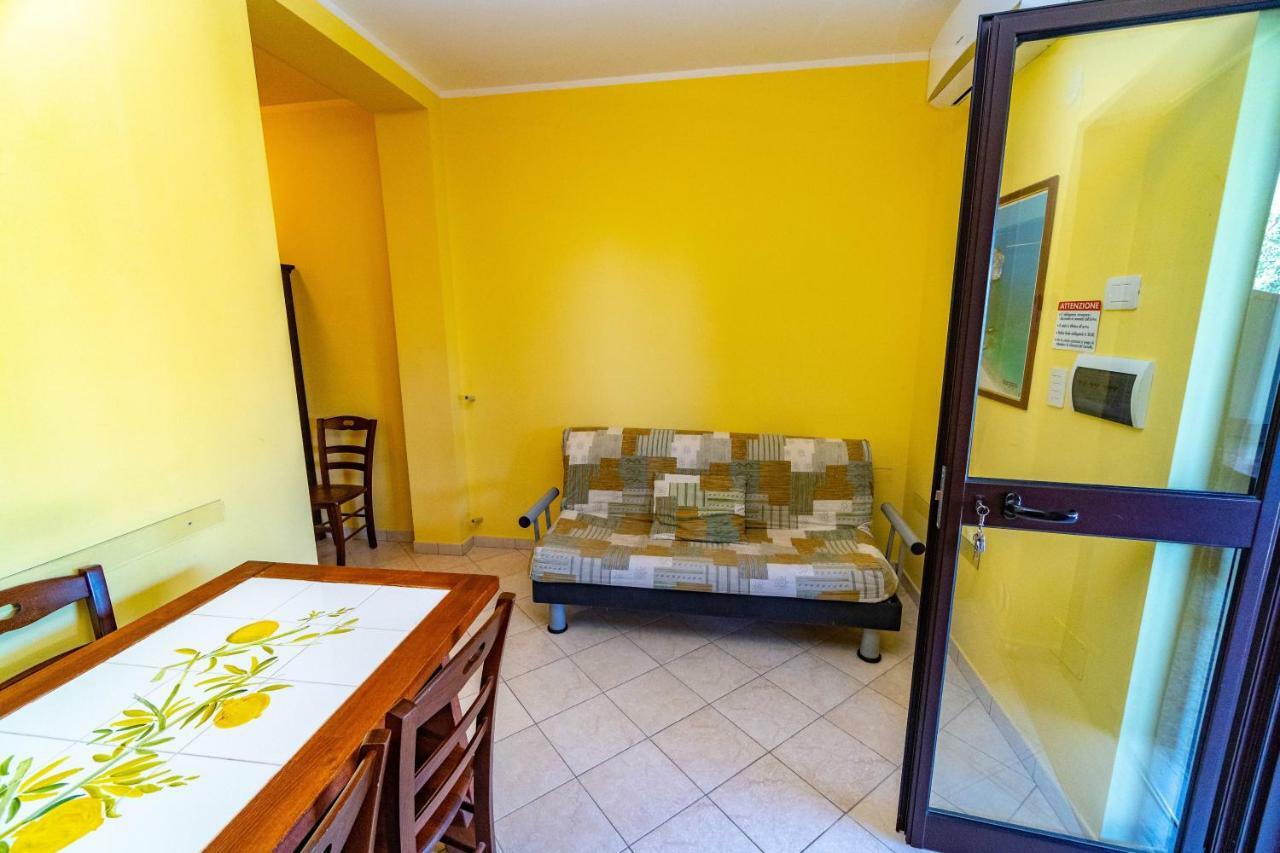 Villa Mapa - Appartamenti Vicino Al Mare Весте Екстериор снимка